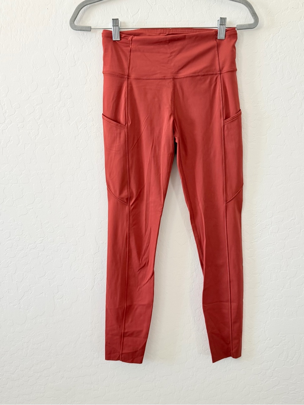 Lululemon Fast and Free Tights 25” Cayenne leggings - Picture 3 of 15